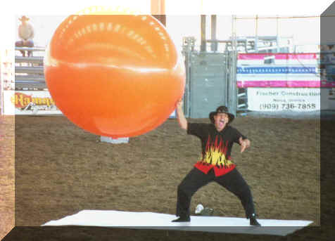 Orange Balloon2.JPG (47990 bytes)